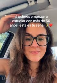 Estudia a Cualquier Edad: Tu Señal en España