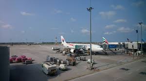 Airasia, qatar, singapore airlines and american also frequently fly from klia. Review Of Malaysia Airlines Flight From Jakarta To Kuala Lumpur In Economy