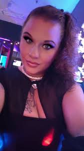 Scrolling through the page today there seems to be several birthdays. ME  INCLUDED!!Its my birthday today too🥳(47) IRL I have met/know about 10  other people with the same Dec 1st birthday. I'm