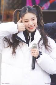 Pin De Cherry Em Queen K Idols Fandom Fotos