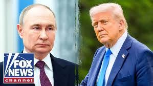 Anna Kash's Instagram, Twitter & Facebook