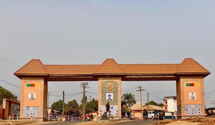 La porte d'entrée de la commune de Foumban dans le département du Noun -  Commune de Bangourain