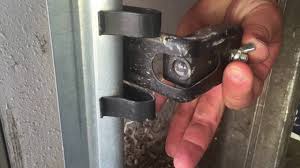 As such, this article seeks to provide several pointers on how to align garage door sensors chamberlain. Garage Door Opener Sensor Adjustment Alignment Youtube