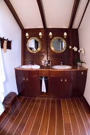 Fabricant Cuisine Style Bistrot Bord De Mer Belle Ile Agencement Sur Mesure Bois Erable Massif Cire B Salle De Bains Marine Salle De Bain Salle De Bains Stylee