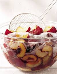 Recette Confiture De Prunes Nettoyez Essuyez Et Denoyautez Soigneusement Les Prunes Versez Les Fruits Dans Confiture De Prunes Confiture Recette Confiture