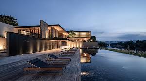O čem se spekulovalo, je už oficiálně potvrzené. Idin Architects Tara Villa Hotel In Kanchanaburi Thailand A Small Resort At The Kwai Riverbank
