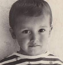 Hey kids! What could cause this noise and it slows down? It started  happening in the last few records I've played. After a certain amount of  time it does this. I won't