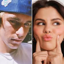 Selena marie gomez)‏ (مواليد 22 يوليو 1992) هي مغنية وممثلة ومنتجة أمريكية، وهي المولودة الوحيدة لأب من أصل مكسيكي وأم من أصل إيطالي. Ø¬Ø§Ø³ØªÙ† Ø¨ÙŠØ¨Ø± ÙŠØªÙˆØ§ØµÙ„ Ù…Ø¹ Ø³ÙŠÙ„ÙŠÙ†Ø§ ØºÙˆÙ…ÙŠØ² ÙˆÙŠØ´ÙƒÙŠ Ù„Ù‡Ø§ Ø²ÙˆØ¬ØªÙ‡ Et Ø¨Ø§Ù„Ø¹Ø±Ø¨ÙŠ