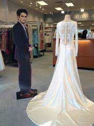 Wear Bella Star S Breaking Dawn Wedding Gown Twilight Wedding Dresses Bella Wedding Dress Bella Swan Wedding Dress
