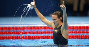 With 11 world championship titles and 23 european titles to her name, hosszu is now chasing the only thing missing from her phenomenal collection: Rio 2016 Hosszu Katinka Vilagcsuccsal Szerezte Meg A Masodik Aranyat Starity Hu
