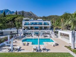This guide will let you know everything there is to do in marbella, from the most emblematic places to visit to the best day trips and the most. Luxury Modern Villa In Cascada De Camojan Marbella Une Maison De Luxe A A Vendre A Search Location Id De Propriete 1276