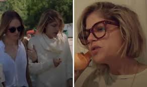 Feb 11, 2020 · oscars party:selma blair makes first red carpet appearance since ms diagnosis with cane according to mayo clinic, ms is a potentially disabling disease of the brain and spinal cord. A6mm2alkrwcjtm