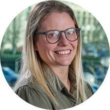 Claire Bacon's Instagram, Twitter & Facebook