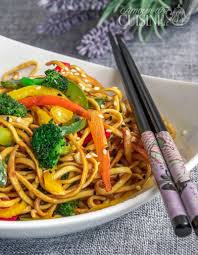 Recette Nouilles Chinoise Sautees Aux Legumes 1 Recette De Nouille Recettes Nouilles Chinoises Recettes Wok