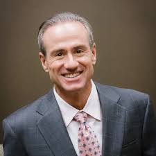 Thomas Ocheltree's Instagram, Twitter & Facebook