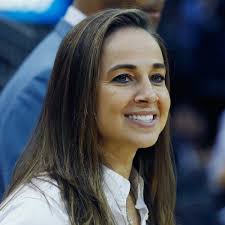 Becky Hammon And 12 Other Female Trailblazers In Sports That You Should  Know About