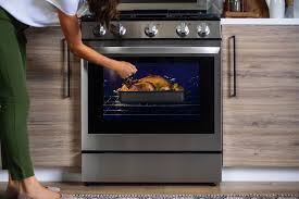 Just Knock To See Your Food Inside Lg S Air Fry Equipped Range Cnet