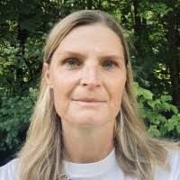 5 "Petra Linden" profiles