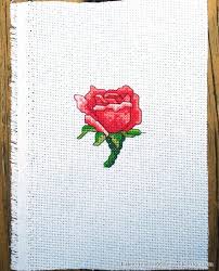 Review of the leisure arts felt flower wreath mini maker kit plus 32 page project book #crafts #embroidery. Classic Red Rose Finished Cross Stitch Vintage Pattern Scarlet Flower Floral Embroidery Vintage Cross Stitches Cross Stitch Art Cross Stitch