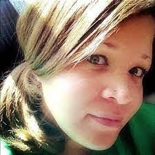 Stephanie Saetern's Instagram, Twitter & Facebook