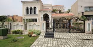 1 Kanal Mazher Munir Designed Double Story Bungalow Is Now Available In Dha Lahore Classic House Exterior Classic House Design House Architecture Styles