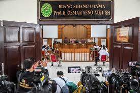 Kesaksian rhoma soal maulid nabi diharapkan dapat meringankan hukuman habib rizieq. Pn Jaksel Agendakan Sidang Praperadilan Habib Rizieq Republika Online