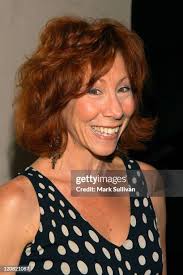1,093 Mindy Sterling Photos & High Res Pictures