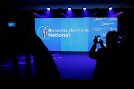 Le rassemblement national est le nouveau nom, depuis le 1er juin 2018, du front national (fn), un parti politique français d'extrême droite. Elections En Gironde Une Candidate Suspendue Du Rn Pour Propos Antisemites Poitiers Maville Com