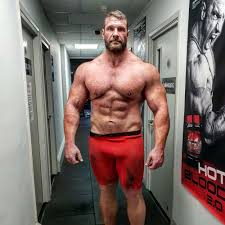 Tom stoltman is someone to watch coming up in the ranks too. World S Ultimate Strongman 2019 Everything You Need To Know Esquire Middle East