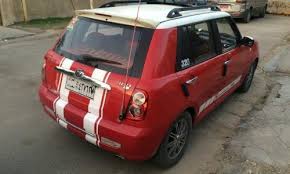 وكانت تميمة أميك ذات لون أسود ووشاح أحمر كبير. Ù„ÙŠÙØ§Ù† 320 Ù…Ù†ÙŠ ÙƒÙˆØ¨Ø± Ù…Ø³ØªØ± Ø¨Ù†