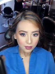 Bella Nella Makeup Artist