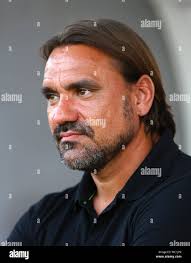 Daniel crawley hi-res stock photography and images