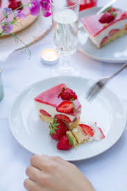 Erdbeer Champagner Torte Nom Nom Erdbeer Torte Torten Rezepte