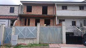 Mediamente in tutta la città il prezzo richiesto per una casa indipendente in vendita, è pari a 600 €/m² e quindi. Foto 9 Gioia Tauro Villetta Unifamiliare Rustica A Reggio Di Calabria In Vendita