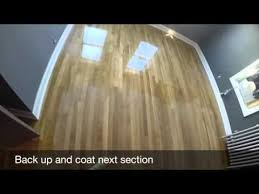 Polyurethane Floor Finish Effortlessly Apply Like A Pro Polyurethane Floors How To Apply Polyurethane Diy Flooring