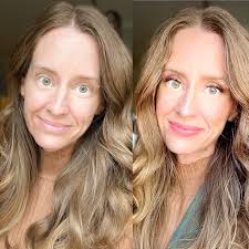 Makeup remover for stained makeup brushes