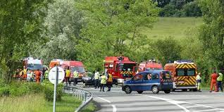 Place du bayâa 64270 salies de bearn. Accident A Salies De Bearn 64 Le Garconnet N A Pas Survecu Le Bilan S Alourdit A 4 Morts