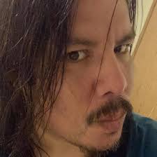 Authorities uncover a brutal crime scene in Louisiana where Andy Giles  Sutton is found stabbed to death in his own apartment. As detectives dig  deeper, they discover his roommate's new boyfriend—Glen Rogers—may