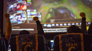 Super league gaming hosts recreational video game league events in movie theaters. Esports Startup Super League Gaming Files To Go Public L A Biz