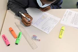 Tout ce qu'il faut savoir les collégiens en classe de 3e passeront les épreuves écrites du brevet lundi 28 et mardi 29 juin. Myjifeg6ekcprm