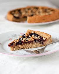 Maybe you would like to learn more about one of these? Crostata Vegana Alle More Con Farina Di Farro E Avena Seevegan