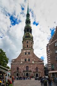 Riga ist nicht nur die hauptstadt lettlands, modern und weltoffen, sondern auch stark von der heute geht es nach riga der hauptstadt von lettland im baltikum! Lettland Riga Petrikirche A Photo On Flickriver