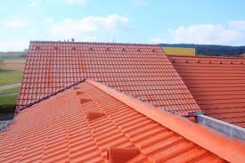 Allez dans la section devis couverture du site, remplissez le formulaire et vous recevrez jusqu'à 5 sommes allés hier voir les avancées de notre construction et avons regardé le nom exact de nos tuiles : Tuile Beton Prix Pose Avantages Et Inconvenients Monequerre Fr