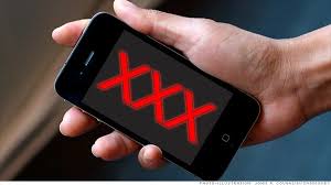 Pengguna iPhone Paling Doyan Nonton Video Mesum - Tekno Liputan6.com