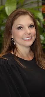 Christie Cohen's Instagram, Twitter & Facebook