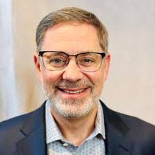 Brian Kott's Instagram, Twitter & Facebook