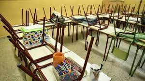 Ya llevan un mes de dictado de clases presenciales, describió trotta, quien aseguró que la vuelta debe ser segura, progresiva y escalonada en todo el país. Coronavirus Argentina Cuando Se Reanudaran Las Clases Y Como Es El Plan De Vuelta As Argentina