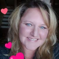 Danielle Castaneda's Instagram, Twitter & Facebook