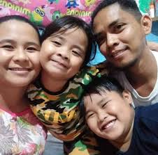 Kobe & Gigi with the rare “Black Toe” Kobe A.D. Exodus.🤍🖤🕊️