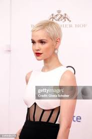 Image result for Emilia schinzii